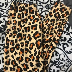 Agnes and dora leggings